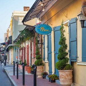 Hotel St. Pierre French Quarter